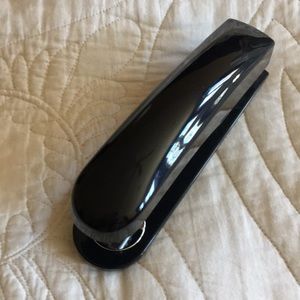 Black desk stapler